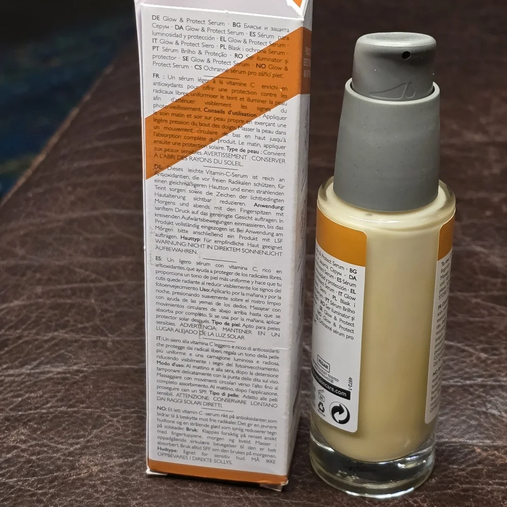 NWT REN Radiance Glow And Protect Vitamin‎ C Serum 1.02fl Oz